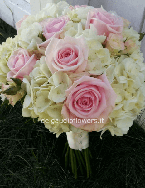 bouquet rose ed ortensie
